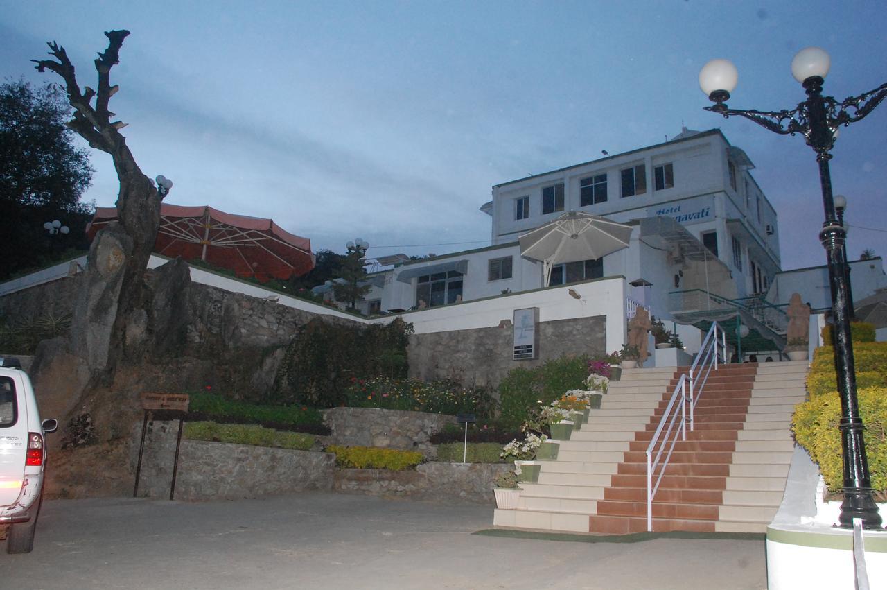 Hotel Karnavati Monte Abu Exterior foto